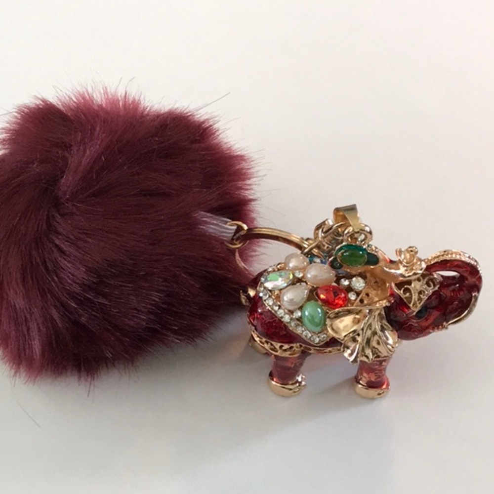 Lovely Elephant Keychain